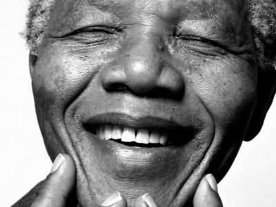 Detalj av Hans Geddas foto av Nelson Mandela